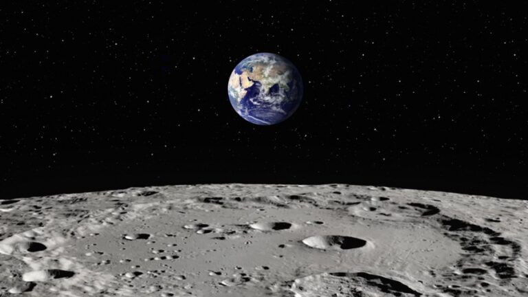 Η Σελήνη κρύβει μυστικά που αλλάζουν την ιστορία της Γης – Ανακαλύφθηκαν κοσμικά σωματίδια πλούσια σε νερό