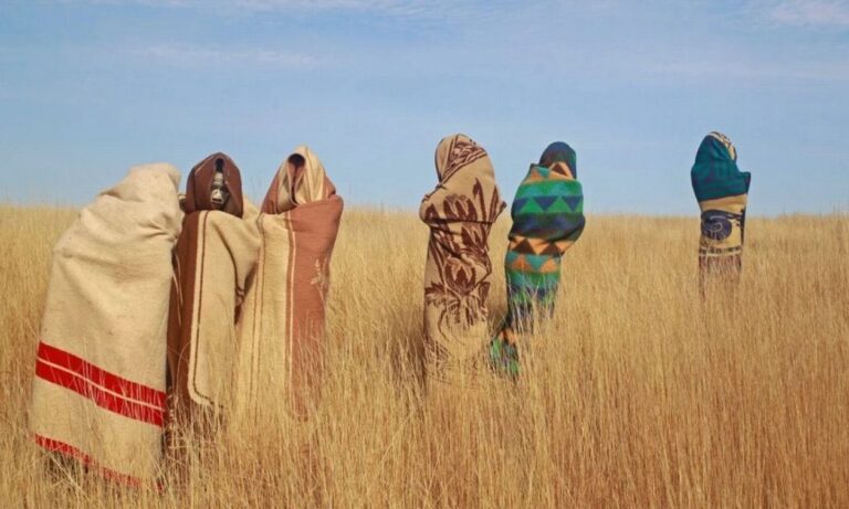 Μυστήριο στη Νότια Αφρική: 41 νεαροί άνδρες νεκροί σε παραδοσιακή τελετή ενηλικίωσης