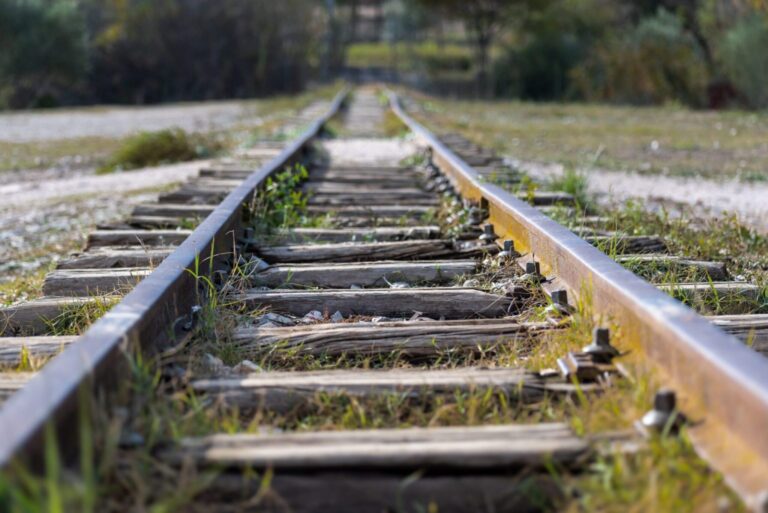 Παραλίγο τραγωδία στο Σιδηροχώρι Σερρών: Οι μπάρες έμειναν ανοιχτές ενώ περνούσε επιβατική αμαξοστοιχία