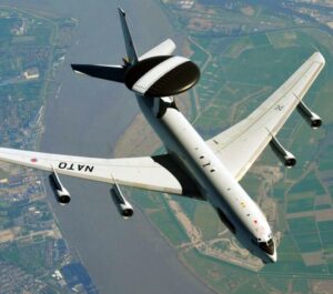 Το ΝΑΤΟ αναπτύσσει αεροσκάφη ΑWACS στα σύνορα Πολωνίας-Λευκορωσίας και προκαλεί εκνευρισμό στην Μόσχα…