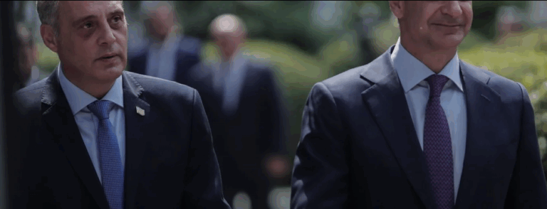 ΕΧΕΤΕ ΔΕΙ ΤΕΛΕΥΤΑΙΑ ΤΟΝ ΜΗΤΣΟΤΑΚΗ ΝΑ ΕΠΙΤΙΘΕΤΑΙ ΣΤΟΝ ΒΕΛΟΠΟΥΛΟ;