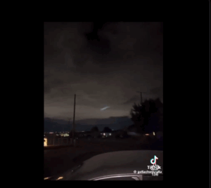 Αυτό παρατηρήθηκε σε απόσταση εκατοντάδων μιλίων πάνω από την Καλιφόρνια, στην περιοχή του Σακραμέντο.