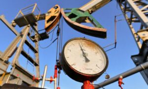 Οι ΗΠΑ «σφίγγουν τον κλοιό» στη Βενεζουέλα και το πετρέλαιο παίρνει την ανηφόρα!