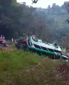 Λεωφορείο στο Μεξικό έπεσε από γκρεμό 180 μέτρων – 8 νεκροί