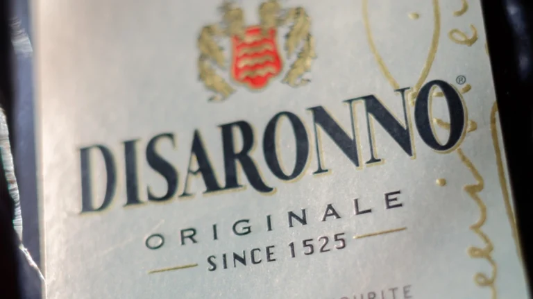 Ανακαλείται παρτίδα του λικέρ Disaronno για πιθανή παρουσία θραυσμάτων γυαλιού