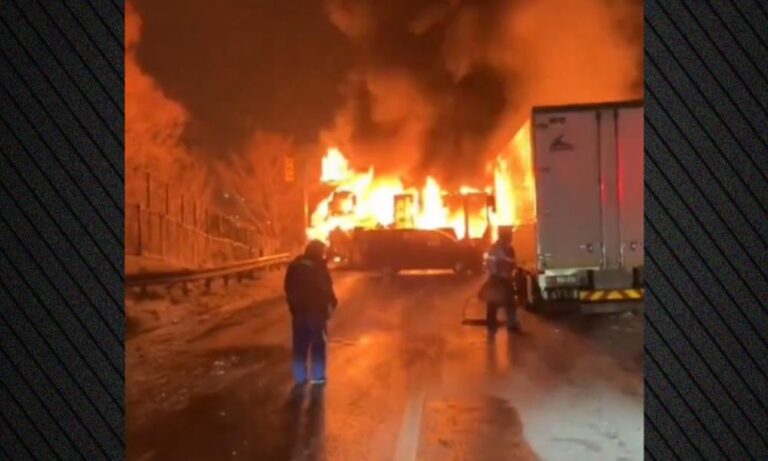 Ιαπωνία: Τρομακτική καραμπόλα 50 αυτοκινήτων – Ένας νεκρός, δεκάδες τραυματίες