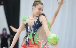 Πέθανε η πρωταθλήτρια της ρυθμική γυμναστικής Ιζαμπέλ Μαρσινάκ: Ήταν 18 ετών – Έπασχε από λέμφωμα Χότζκιν