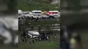 Τουρκία: Λεωφορείο έπεσε σε χαράδρα στην Κωνσταντινούπολη – Τουλάχιστον 3 νεκροί και 10 τραυματίες