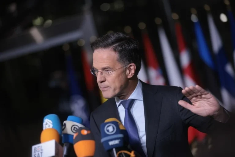 Το ΝΑΤΟ απαντά στον Πούτιν: «Θα κάνουμε ό,τι χρειαστεί για να προστατεύσουμε την Ευρώπη»