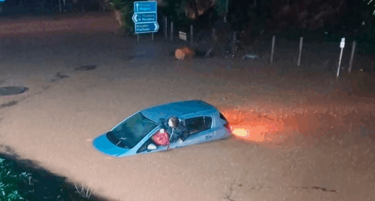 Κίνδυνος υπερχείλισης ποταμού στην Ελευσίνα, πλημμυρισμένα σπίτια στη Νέα Πέραμο και 112 σε Τρίκαλα, Καρδίτσα, Φθιώτιδα για την κακοκαιρία