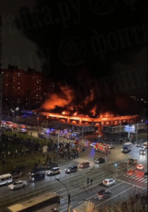 Ρωσία: Μεγάλη πυρκαγιά σε αγορά στην Αγία Πετρούπολη με έναν νεκρό