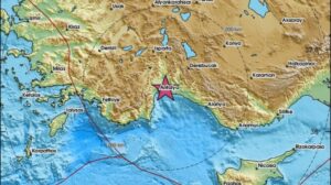 Τουρκία: Ισχυρός σεισμός 5,1 Ρίχτερ χτύπησε την Αττάλεια – Τι αναφέρει το ΕΜSC
