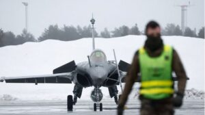 Άγρια κλιμάκωση – Κάτι μεγάλο σχεδιάζει το ΝΑΤΟ, προσγειώνονται μαζικά αεροσκάφη στην Πολωνία – Σήμανε συναγερμός στη Ρωσία