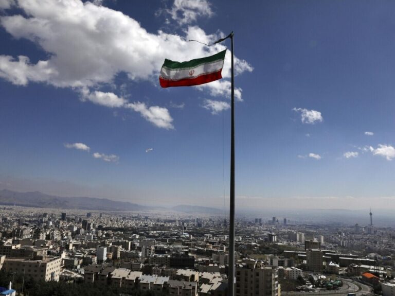 Οι ΗΠΑ ετοιμάζουν κυβερνοεπίθεση στο Ιράν… για τιμωρία για τον θάνατο διαδηλωτών