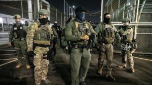 Έξαλλος Trump – Στέλνει στη Μινεσότα επιπλέον 100 Ομοσπονδιακούς – Εθνοφρουρά από το Σικάγο