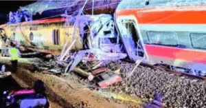 Τραγωδία στην Ισπανία – Εκτροχιάστηκαν τρένα υψηλής ταχύτητας, φόβοι για πολλούς νεκρούς