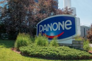 Κίνδυνος – Η Danone ανακαλεί βρεφικό γάλα λόγω τοξικής επιμόλυνσης – Δύο βρέφη νεκρά