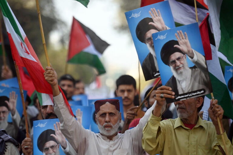 Και δεύτερο ομοίωμα του «Βάαλ» πυρπόλησαν οι Ιρανοί