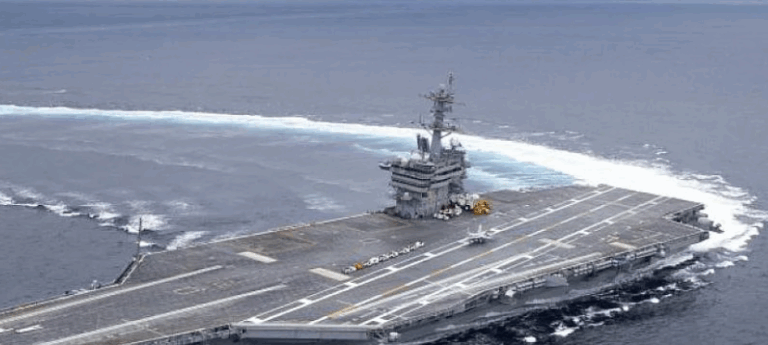 Το αεροπλανοφόρο USS Abraham Lincoln & η ομάδα κρούσης του αποσύρθηκαν στην Αραβική Θάλασσα από τον Κόλπο του Ομά