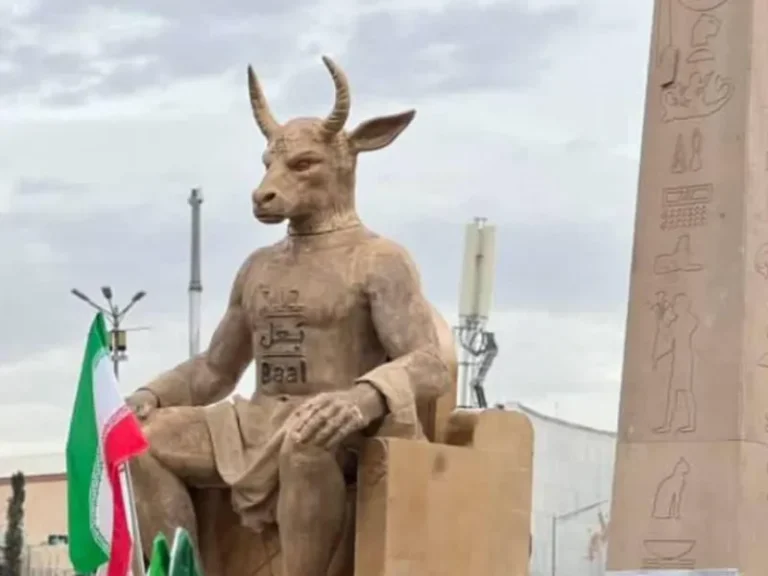 Και τρίτο ομοίωμα του «Βάαλ» έκαψαν οι Ιρανοί