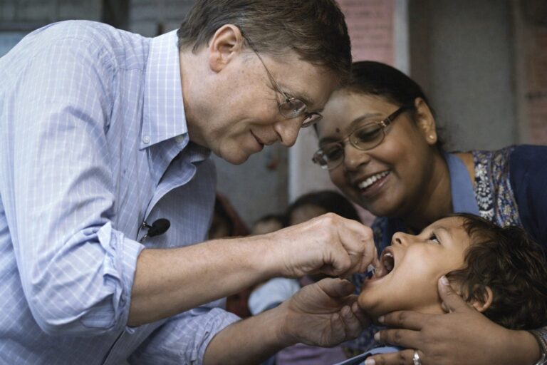 Είχα δύο εξωσυζυγικές σχέσεις με Ρωσίδες, τις οποίες ο Epstein ανακάλυψε , ισχυρίζεται τώρα ο φιλάνθρωπος Bill Gates