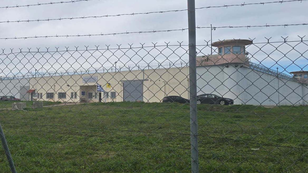 Το σενάριο του συμβολαίου θανάτου για τον ισοβίτη που εκτελέστηκε στις φυλακές Δομοκού και τα κενά στη «διάσωση» του αρχιφύλακα