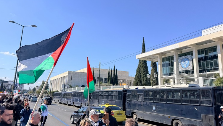 amerikaniki-presveia