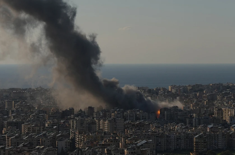 Χάος στη Μέση Ανατολή: Ισραηλινές δυνάμεις περνούν τα σύνορα του Λιβάνου – Βομβαρδίζουν Τεχεράνη και Βηρυτό