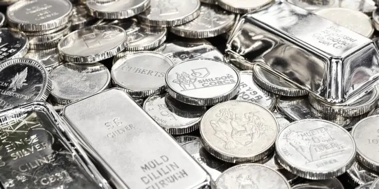 Η αγορά του ασημιού στο χείλος της αποτυχίας: μια δομική ανάλυση