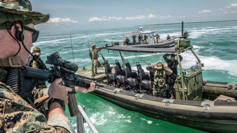 Συνταρακτική διαρροή: Επιστολή Αμερικανού Αντιστράτηγου σε πεζοναύτες κάνει λόγο για «μαζική επιστράτευση» στο Ιράν (photo)