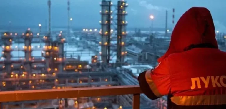 Ρωσία: Ασιατικές χώρες “σχηματίζουν ουρά” για το ρωσικό πετρέλαιο