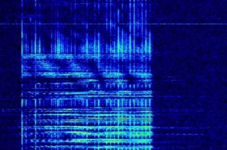 Το Doomsday Radio μετέδωσε ένα δεύτερο κρυπτογραφημένο μήνυμα.