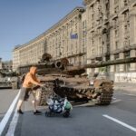 Κατεστραμμένο στρατιωτικό υλικό στο Κίεβο
