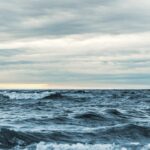 Θαλασσοταραχή και καταιγίδα - Tropical Storm Moke κοντά στη Χαβάη