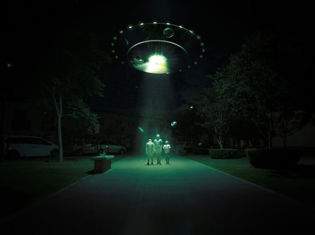 UFO και συμβολισμός Disclosure Day