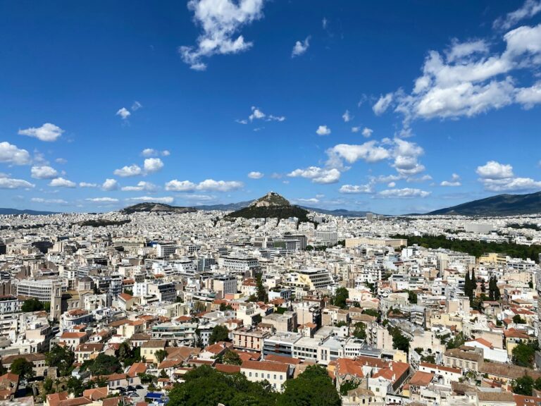 Ακίνητα και πολυκατοικίες στην Αθήνα