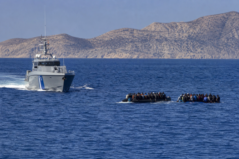 Γαύδος: 75 άνθρωποι διασώθηκαν από δύο λέμβους νότια του νησιού