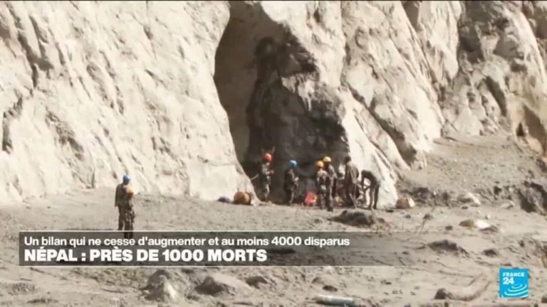 Νεπάλ: Πάνω από 1.000 νεκροί από τη φονική πλημμύρα στα Ιμαλάια