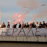 Σερβία: Με στρατιωτικές τιμές επέστρεψε στο Βελιγράδι η σορός του Μλάντιτς