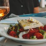 Φέτα σε ελληνική σαλάτα
