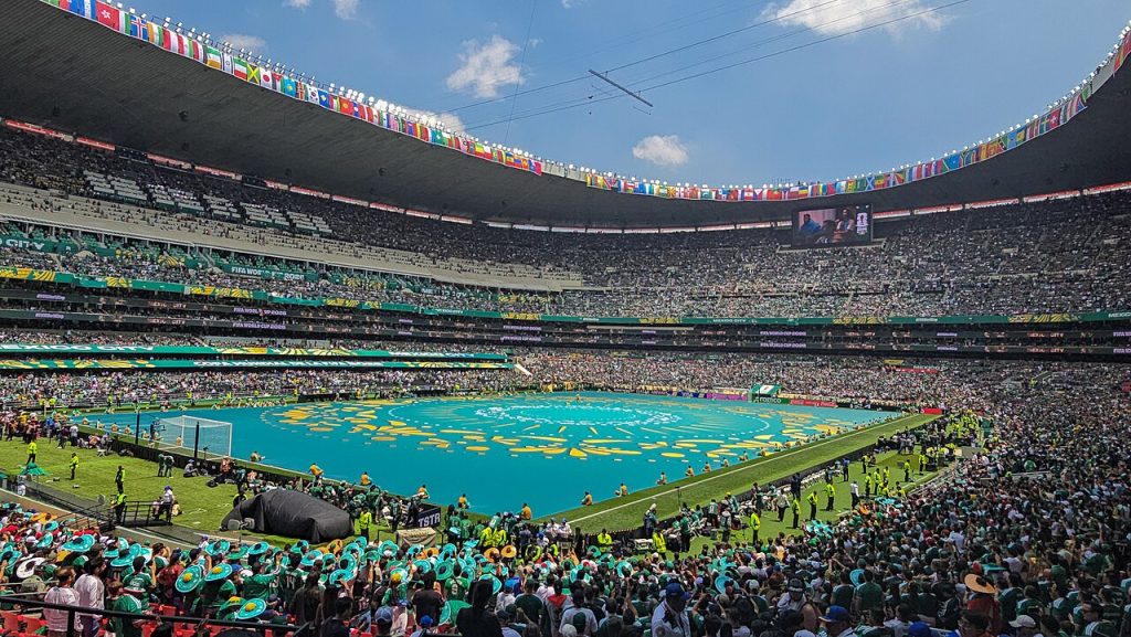 Τελετή έναρξης του Μουντιάλ 2026 στο Estadio Azteca. Φωτογραφία Omar David Sandoval Sida / Wikimedia Commons, CC BY-SA 4.0.