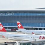 Αεροσκάφη SWISS Airbus A320 και A220 στο αεροδρόμιο της Ζυρίχης, φωτογραφία αρχείου Unsplash