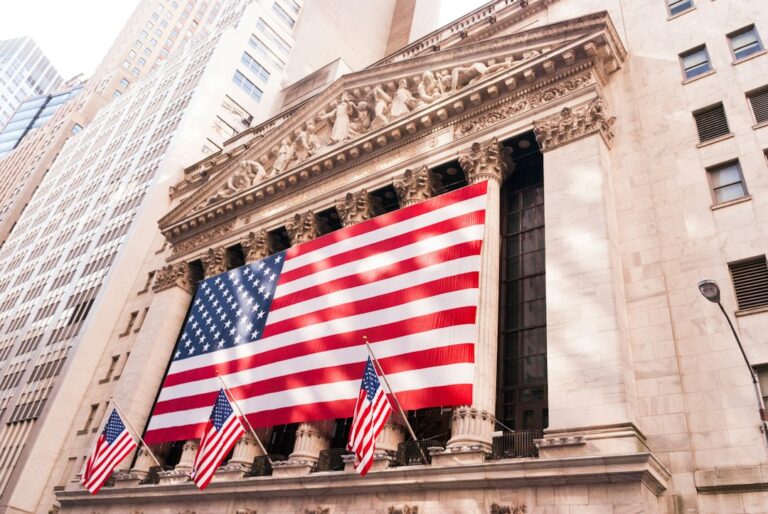 Wall Street και διεθνείς αγορές ομολόγων