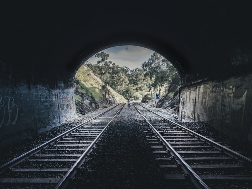 Σιδηροδρομικές γραμμές, συμβολική εικόνα αρχείου